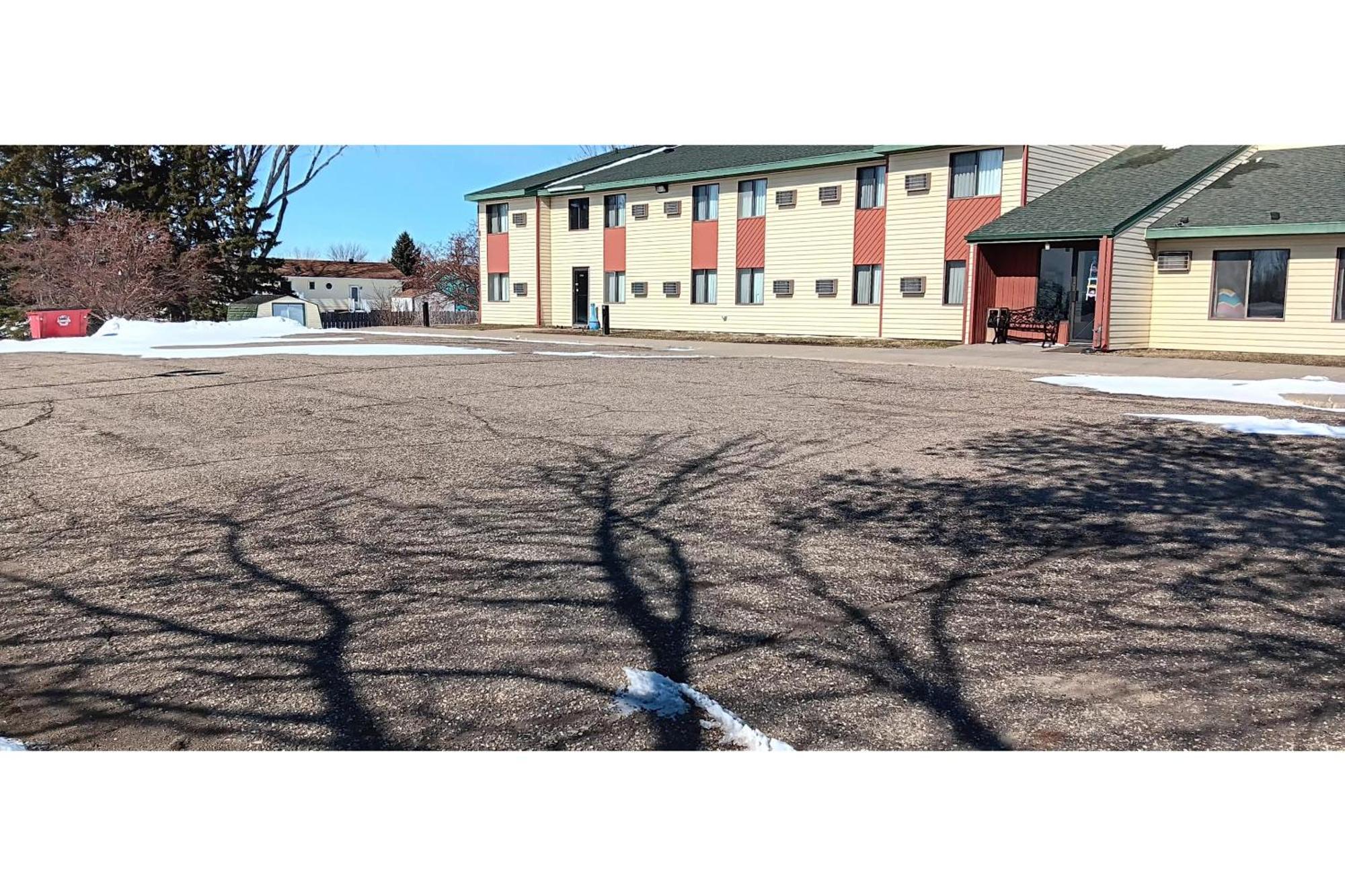 Scotwood Motel By Oyo Washburn Nd Zewnętrze zdjęcie